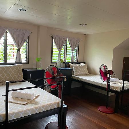 Happy Camper Hostel Coron Exterior foto