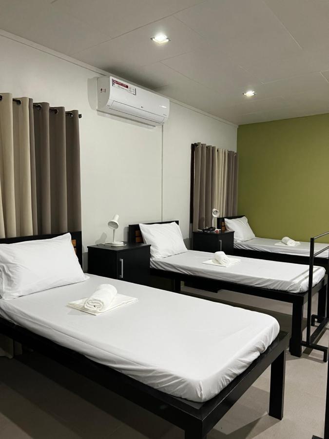 Happy Camper Hostel Coron Exterior foto