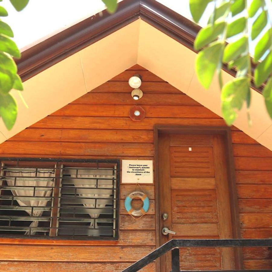 Happy Camper Hostel Coron Exterior foto